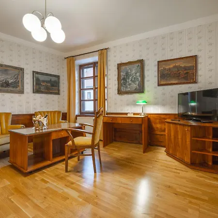 A Restaurace U Misku 게스트하우스 Třeboň