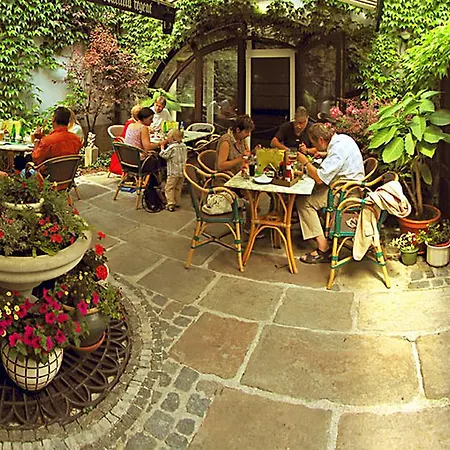 A Restaurace U Misku 3*